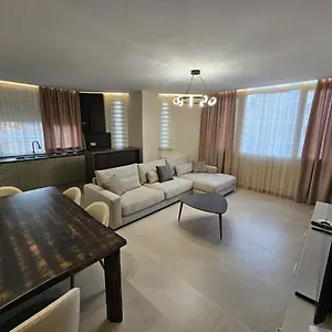 My Apartments -Tirana Centre Apartament